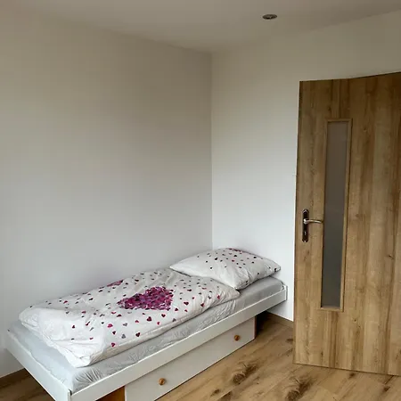 Sunny 4-room In A Location In Appartamento *
